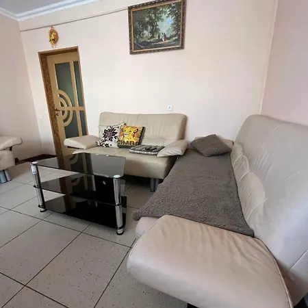 'carolina' With Hot Tub, Sauna And Bbq Area 펜션 코시우